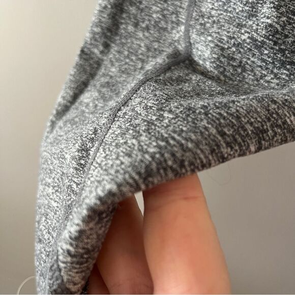 Zella workout capris heathered gray size medium - Picture 6 of 7